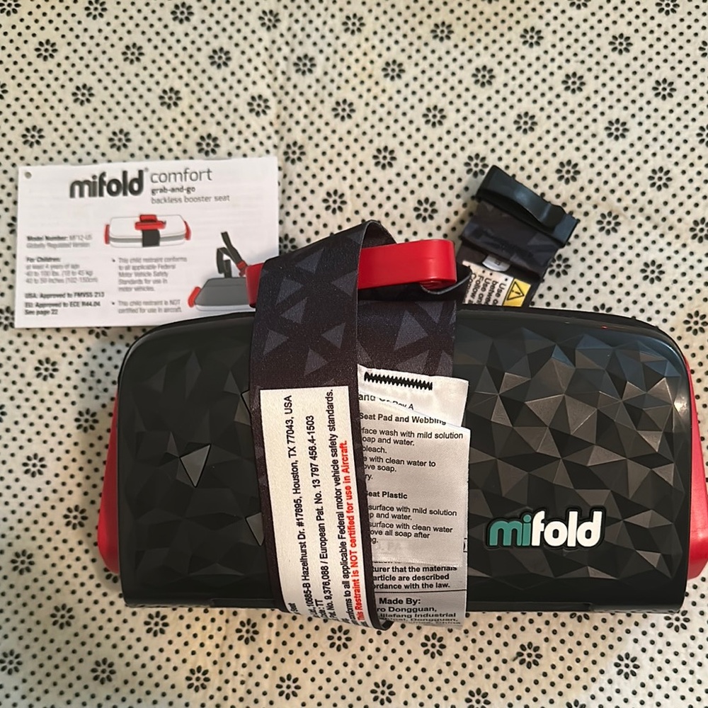 Mifold folding booster seat